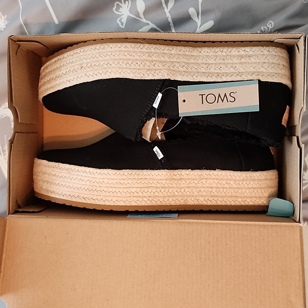 Toms Valencia Espadrilles Black size 9